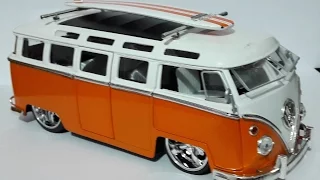 Обзор: Volkswagen Bus 1962 года Масштабная модель 1:24