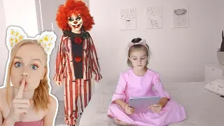 CREEPY CLOWN PRANK ON LITTLE SISTER