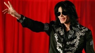 Почему Майкл Джексон  поменял цвет своей кожи