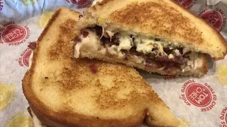 Restaurant Review: Tom + Chee