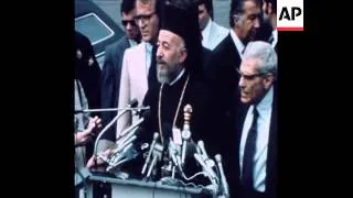SYND 19 7 74 DEPOSED PRESIDENT MAKARIOS OF CYPRUS ARRIVES AT KENNEDY AIRPORT