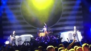 Bored to Death Blink 182 LIVE December 11, 2016