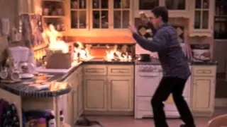 Everybody Loves Raymond - Kitchen Fire