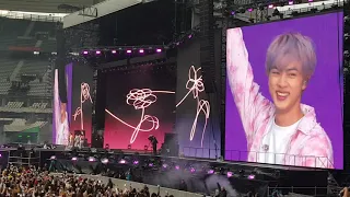 HALSEY MADE A SURPRISE TO ARMY AT BTS CONCERT IN PARIS !! 070619