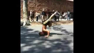 Ny street acrobats