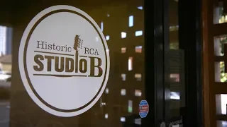 RCA Studio B Tour and Country Music Hall of Fame Admission in Nashville