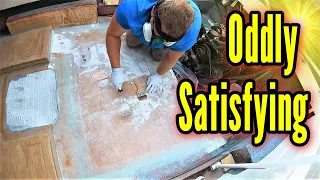 ODDLY SATISFYING Fiberglassing NEW Plywood Boat Floor / Deck 1708