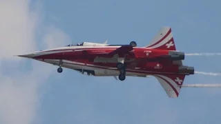 ILA BERLIN AIR SHOW 2016 - PATROUILLE SUISSE FULL DISPLAY- FILMED WITH 50x OPTICAL ZOOM!