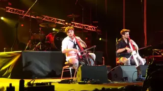 2CELLOS Fields of Gold Verona (live)