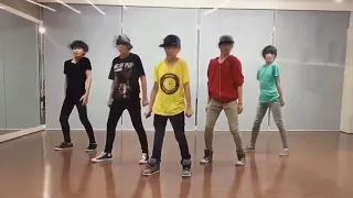 NCT Dream practicing TVXQ - Purple Line