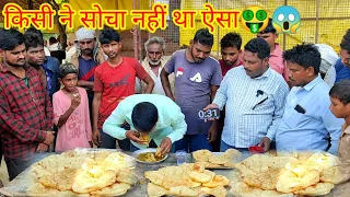 1 मिनट में 5 भटूरा खाओ ₹700 ले जाओ।😂🤑😱 street food chhola bhatura eating. big chhola bhatura eating