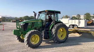 Deere 6135E