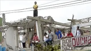 Equador: novo tremor um mês após terremoto devastador