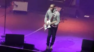 Raphael Saadiq - Movin' Down The Line - Live at Olympia - 09/03/2012