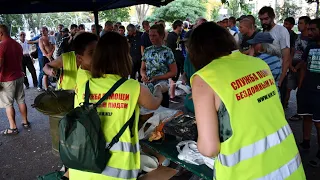 Помощь бездомным людям. Привокзальная площадь г.Одесса