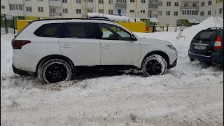 Mitsubishi Outlander 3 поездка по городу после снегопада