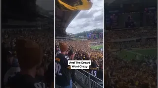 Steelers Kenny Pickett takes the field as starting quarterback, and the crowd goes crazy 🔶 #shorts