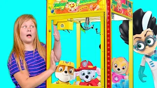 Assistant Saves Paw Patrol from PJ Masks Romeo and the Claw Machine