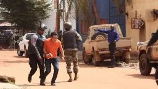 Watch Hostages Be Freed from Mali Hotel After Jihadists Attack, Killing 27