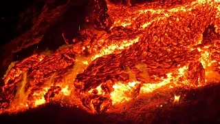 Fire, the forerunner of lava! Meradalir fissure eruption. Aug. 4, 2022