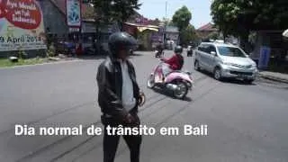 Trânsito em Bali