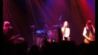 Juliette & The Licks - I Never Got To Tell You What I Wanted To [live]