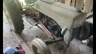 Rescuing A 1952 Ford 8n Tractor Sitting In A Barn… Will It Run?