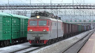 "Чудный тифон" ВЛ10-1840 с грузовым поездом следует по станции Куровская