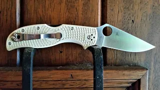 Spyderco Stretch 2 Straight Spine Ivory FRN Sprint Run Knife Video