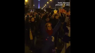 MOMENT: 'I will survive' Paris protesters dance against Macron's pension reforms