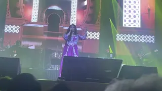 Melody Queen Shreya Ghoshal Singing Deewani Mastani Live In Dublin 🇮🇪
