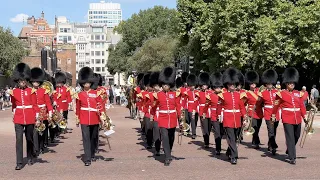 Changing The Guard: London 08/08/22.