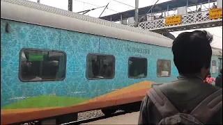 GZB WAP-P5 LOCOMOTIVE WITH HUMSAFAR EXPRESS ARRIVING AND DEPARTING FROM DANKUNI JN RAILWAY STATION.