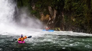 one day in the capital of kayaking : Pucon, Chile