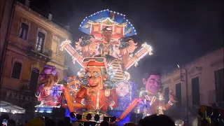 Carnevale di Acireale 2024  - VIAGGIO SPAZIO TEMPORALE UN FUTURO DA RIPROGRAMMARE (Cat. A)