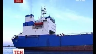 У Києві чекають на повернення 16 арештованих моряків з Камеруну