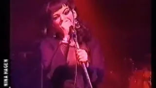 Nina Hagen unknow song + Mackie Messer with Meret Becker in 1998