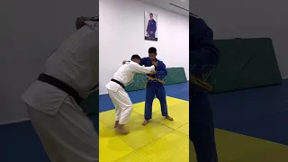 Judo O-Goshi - бросок через бедро подбивом. Школа по дзюдо ORTUS.KZ, тренер Пак Сергей Александрович