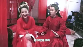 【天乩之白蛇传说】幕后花絮宣白夫妇大婚三部曲之1：杨紫霸气捏任嘉伦下巴