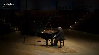 BEETHOVEN PIANO SONATA NO 1 IN F MINOR OP2 1 | DANIEL BARENBOIM