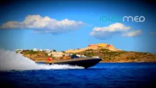 Hunton XRS43 - Performance boating in Ibiza