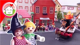 Playmobil Film Familie Hauser an der Halloween Parade - Video für Kinder