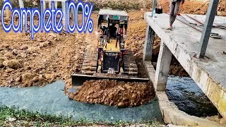 Amazing Complete100% !! Power of mini dozer push soil fill the bottom of the lake