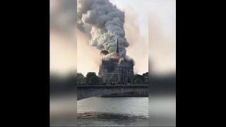 Notre-Dame de Paris on fire | Собор Парижской Богоматери в огне