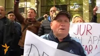 В Кишиневе требовали освободить из-под стражи оппозиционера Ренато Усатого