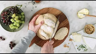 Ropogós francia kenyér rozmaringgal és kakukkfűvel