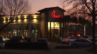 Breastfeeding mothers hold ‘nurse-in’ protest at Chick-fil-A after mother told to ‘cover up’