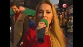 Аида Николайчук -  "Два неба"  в программе "Караоке на майдані" (выпуск от 29.03.2015)