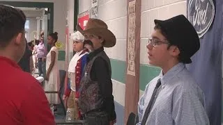 Historic figures come to life at living wax museum