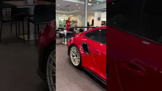 Take a look around this amazing Red GT2RS 😍